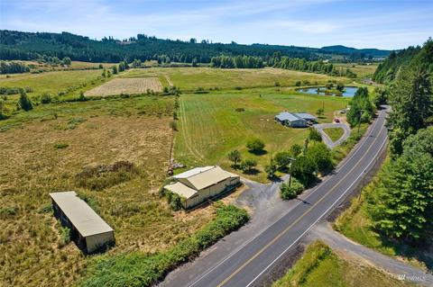 1503 Lincoln Creek Rd, Rochester, WA 98579