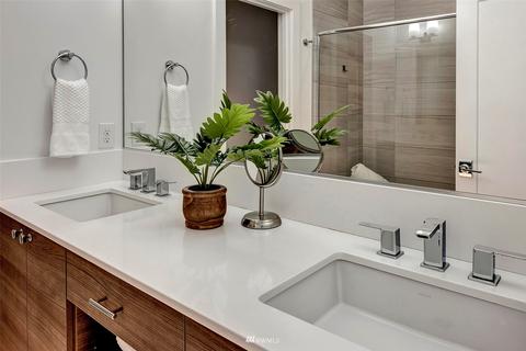 236 26th Ave E, Seattle, WA 98112 photo 29