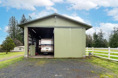 1429 Middle Fork Rd, Onalaska, WA 98570 photo 5
