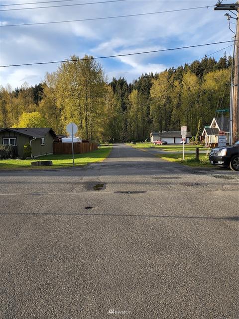 102 River Ave SE, Orting, WA 98360 photo 17