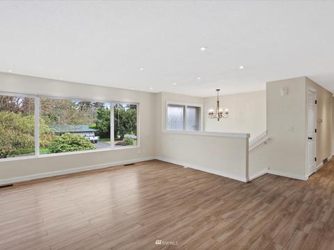 2325 106th Pl SE, Everett, WA 98208 photo 2
