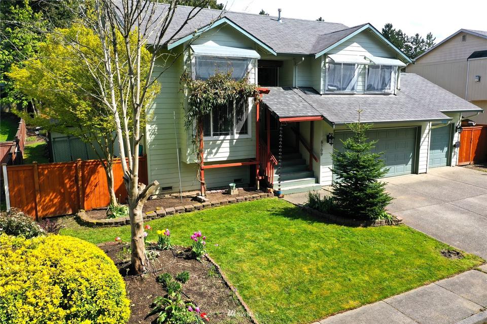  6109 71st Dr NE, Marysville, WA 98270 photo 1