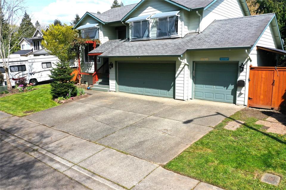 6109 71st Dr NE, Marysville, WA 98270 photo 2