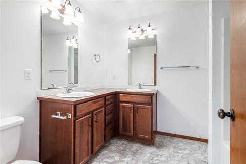 725 206th St E, Spanaway, WA 98387 photo 21
