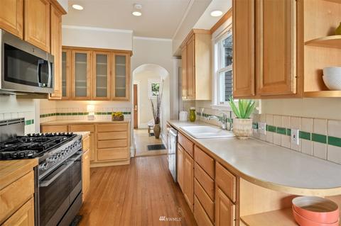 628 12th Ave E, Seattle, WA 98102 photo 13