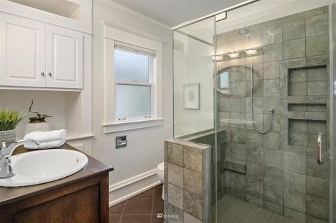 628 12th Ave E, Seattle, WA 98102 photo 21