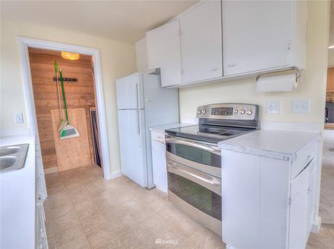 2070 Roosevelt Ave, Enumclaw, WA 98022 photo 7