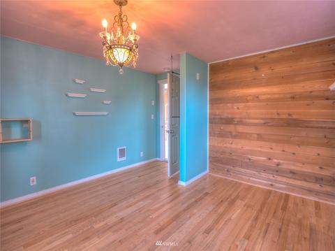 2070 Roosevelt Ave, Enumclaw, WA 98022 photo 10