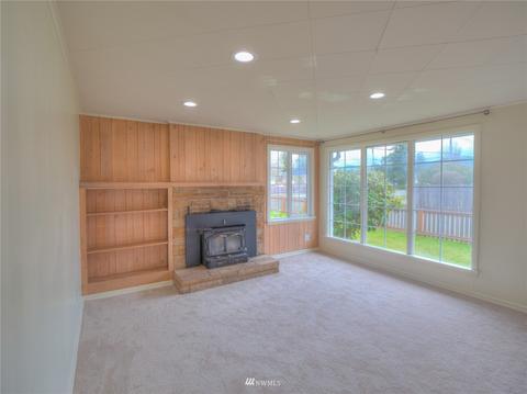 2070 Roosevelt Ave, Enumclaw, WA 98022 photo 4