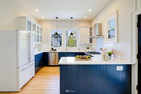 2736 Broadway E, Seattle, WA 98102 photo 7
