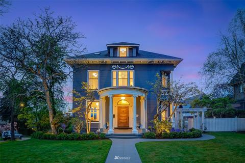 2736 Broadway E, Seattle, WA 98102 photo 1