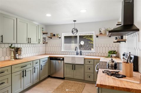 512 3rd St, Sultan, WA 98294 photo 9