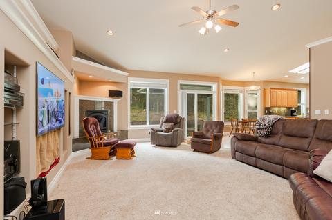 4414 240th St E, Spanaway, WA 98387 photo 5