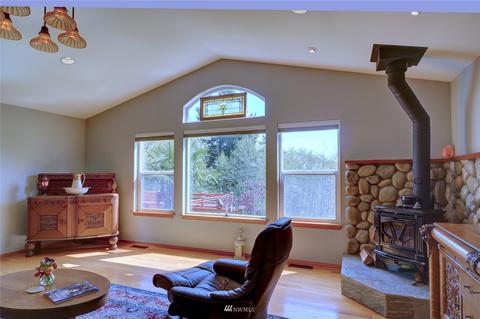 4053 E Grapeview Loop Rd, Grapeview, WA 98546 photo 7