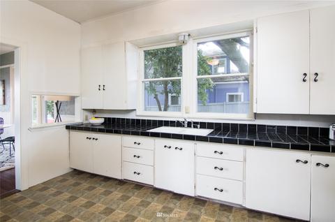 1810 Oakes Ave, Everett, WA 98201 photo 12