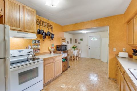 7404 Lower Ridge Rd, Everett, WA 98203 photo 18