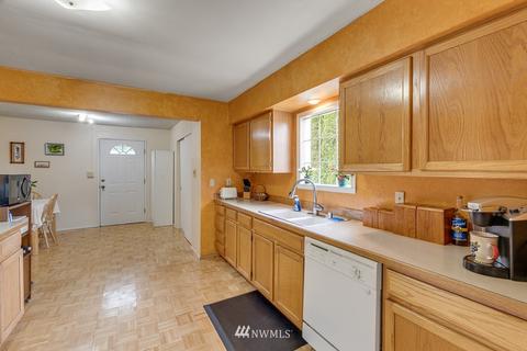 7404 Lower Ridge Rd, Everett, WA 98203 photo 16
