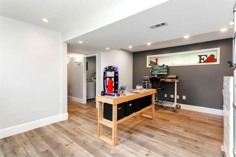 610 219th Pl SW, Bothell, WA 98021 photo 16