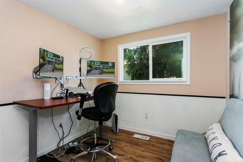 610 219th Pl SW, Bothell, WA 98021 photo 9