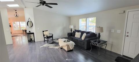 12817 NE 190th Pl, Bothell, WA 98011 photo 4