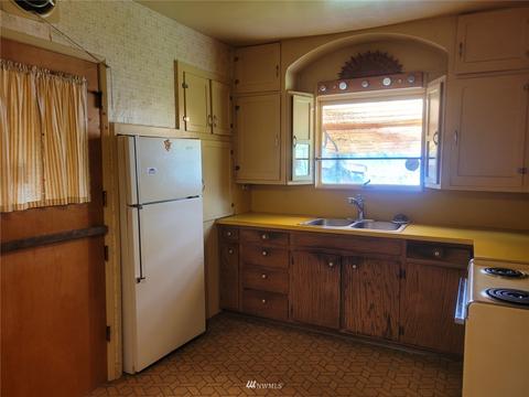 718 Main St, Sultan, WA 98294 photo 3