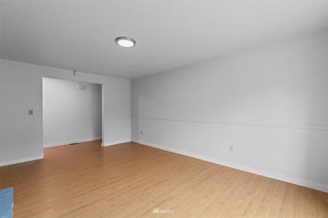 619 187th St E, Spanaway, WA 98387 photo 3