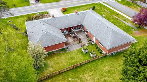 703 705 3rd St, Steilacoom, WA 98388 photo 3