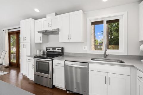 2031 Timber Trl, Bothell, WA 98012 photo 11