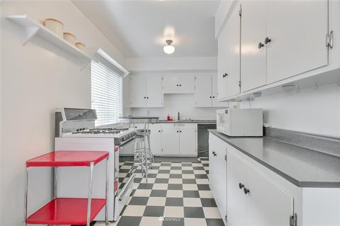 2101 Oakes Ave, Everett, WA 98201 photo 8