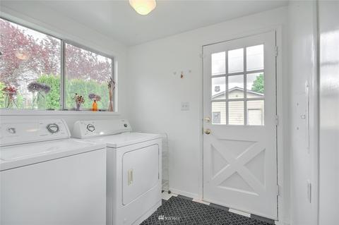 2101 Oakes Ave, Everett, WA 98201 photo 17