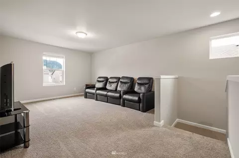 977 Petersen Dr E, Enumclaw, WA 98022 photo 23