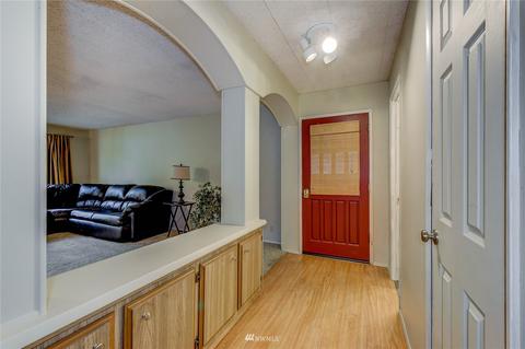 19202 130th Ct NE, Bothell, WA 98011 photo 2