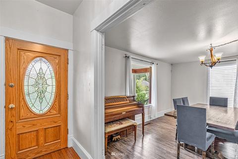 3626 Rockefeller Ave, Everett, WA 98201 photo 6