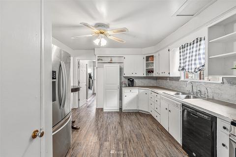 3626 Rockefeller Ave, Everett, WA 98201 photo 13