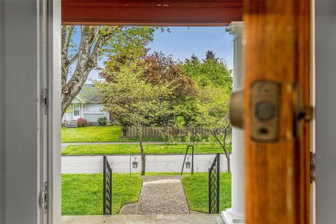 3626 Rockefeller Ave, Everett, WA 98201 photo 5