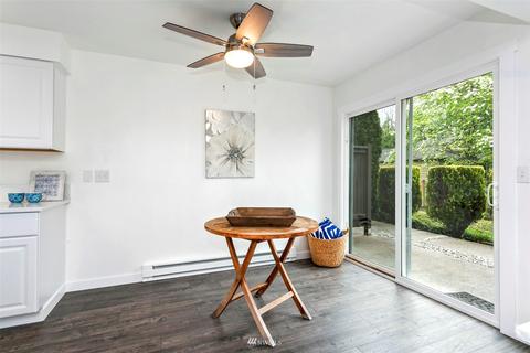526 214th St SW #22C, Bothell, WA 98021 photo 11