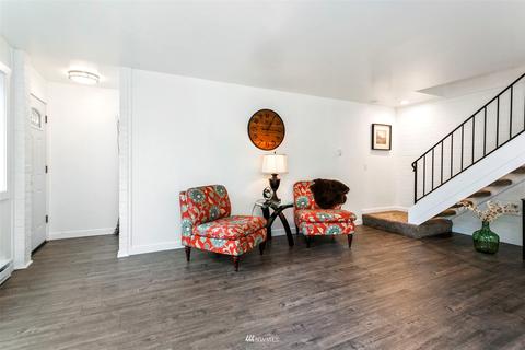 526 214th St SW #22C, Bothell, WA 98021 photo 8
