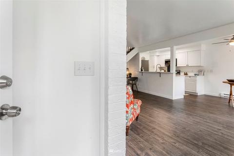 526 214th St SW #22C, Bothell, WA 98021 photo 4