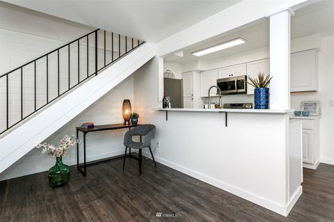 526 214th St SW #22C, Bothell, WA 98021 photo 7