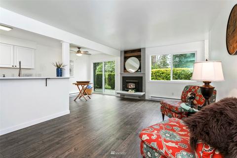 526 214th St SW #22C, Bothell, WA 98021 photo 9