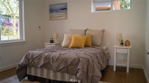 918 N 97th St, Seattle, WA 98103 photo 9