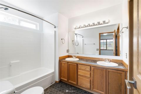 609 Callendar St NW, Orting, WA 98360 photo 19