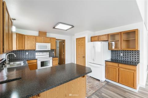 609 Callendar St NW, Orting, WA 98360 photo 10