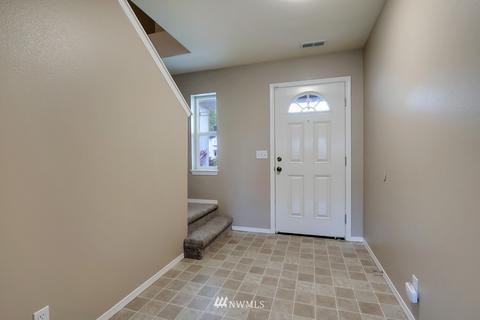 313 Nelsen St NE, Orting, WA 98360 photo 4