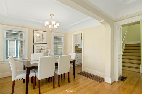 7527 20th Ave NE, Seattle, WA 98115 photo 9