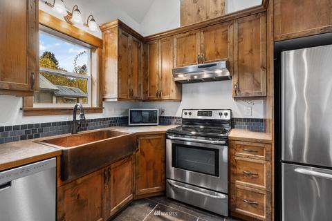 310 W Third St, Cle Elum, WA 98922 photo 10