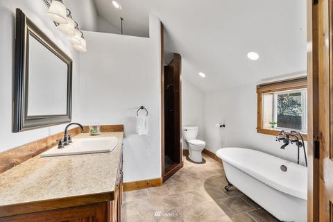 310 W Third St, Cle Elum, WA 98922 photo 13