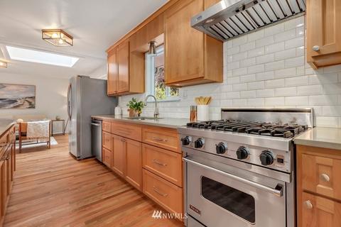 10626 NE 193rd St, Bothell, WA 98011 photo 8