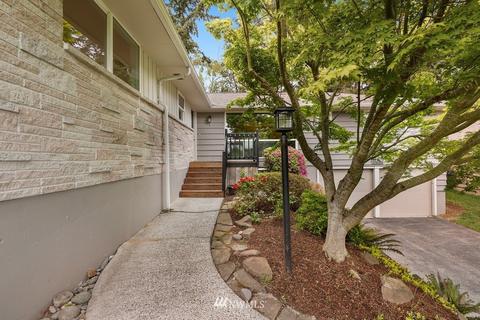 10626 NE 193rd St, Bothell, WA 98011 photo 2