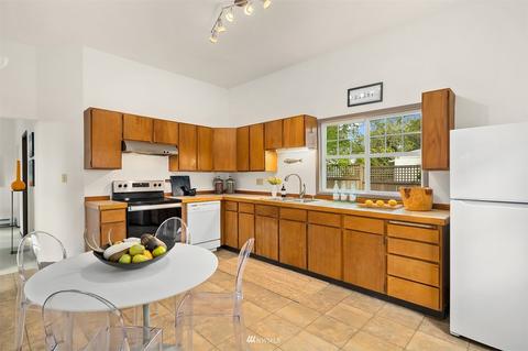 322 24th Ave E, Seattle, WA 98112 photo 11